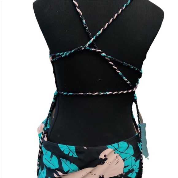 Tropical Jungle Printed Pink and Teal One Piece
Swimsuit Extra Large - Picture 4 of 6
